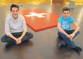 Buben mischen beim Song Contest mit