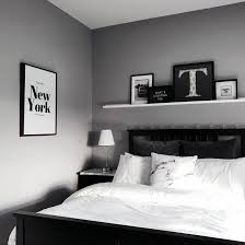 Get These Top Trending Minimalist Bedroom Paint To Inspire You Decoracion De Habitacion Gris Habitacion De Hombre Decoracion De Dormitorio Para Hombres