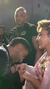 💭, “أنا دلوقتي قاعد بقول للجمهور: أنا بحقد عليكم… لأنكم حتسمعوا صولا” 😎  أحمد سعد وأصالة معا في دبي بعد غياب .. بأولى حفلات مهرجان Stars on Board  🌟، كيف كانت الأجواء ولحظة لقاء اصالة بصديقتها لجين ...