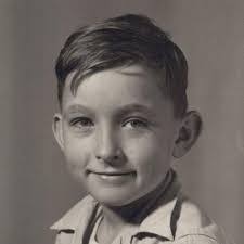 Dwight Mccarty's Instagram, Twitter & Facebook