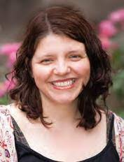 Lesley Kirk's Instagram, Twitter & Facebook