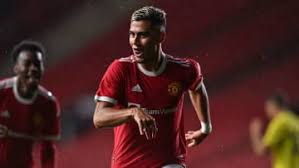 With live match updates and stats, team news, live scores, interactive quizzes and stickers, it's all in one place! Y5p5fusp1b2enm