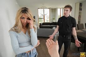 ▷ Veronica Leal in Do It Like A Man, Not Like My Husband (Photo 34) | VIP 4K