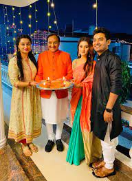 Ramesh pokhriyal nishank is a poet and politician belonging to the bharatiya janata party.he served ramesh pokhriyal (minister of education) discusses new education policy: Dr Ramesh Pokhriyal Nishank On Twitter à¤¯à¤¶à¤¸ à¤µ à¤ª à¤°à¤§ à¤¨à¤® à¤¤ à¤° à¤¶ à¤° Narendramodi à¤œ à¤• à¤†à¤¹ à¤µ à¤¨ à¤ªà¤° à¤à¤• à¤¦ à¤¯ à¤¦ à¤¶ à¤• à¤œà¤µ à¤¨ à¤• à¤¨ à¤® Salute2soldiers Happydiwali Https T Co Ettya1mcth