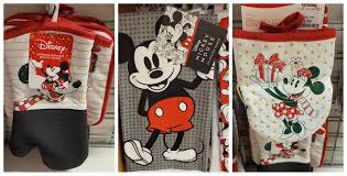 Disney kitchen towel set and potholders patterns. Fun Disney Items That You Can Still Find At Tj Maxx Chip And Company
