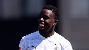 The political, social, technological, and economic consequences that may take years to unfold. Gladbach Denis Zakaria Konnte Nach Bergamo Wechseln