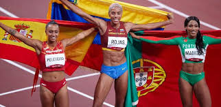 Patrícia mbengani bravo mamona comm ( são jorge de arroios, lisboa, 21 de novembro de 1988) é uma atleta portuguesa de triplo salto, de ascendência angolana. Qoujqgbkv3oxcm
