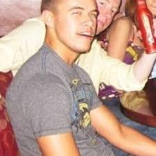 Kelly Setzer's Instagram, Twitter & Facebook