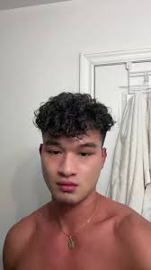 Sams Tailor Asian Girl