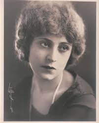 Who is Virginia Brown Faire dating? Virginia Brown Faire boyfriend, husband