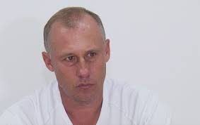 "Tentar tirar o máximo de cada um", diz Ailton Silva, novo técnico do  Confiança