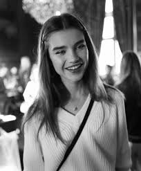 Meghan roche video edited by anna davidsson, july 2020. Birgit Kos Archive On Twitter Paris Fashion Week Meghan Roche Bella Hadid Faretta And Kiki Willems Photo By Birgit Kos Via Instagram