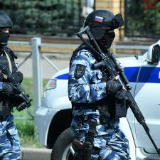 Отчисленный студент открыл стрельбу в казанской школе № 175. C2wxalnij4j Zm