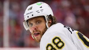 Bruins Fans Share Their Disdain for Max Lapierre