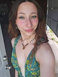 Shauna Ware's Instagram, Twitter & Facebook