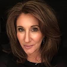 Jemima Jones's Instagram, Twitter & Facebook