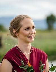 Kristen Clayton's Instagram, Twitter & Facebook