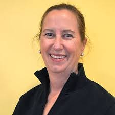 Leslie Wicks's Instagram, Twitter & Facebook