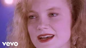 What i deserve kelly willis country • 1999 preview song time take me down. Kelly Wilis Songs Her 12 Best Ranked