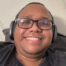 Frank Calandrillo's Instagram, Twitter & Facebook