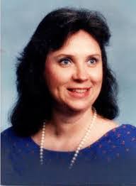 Elinor Dowd's Instagram, Twitter & Facebook