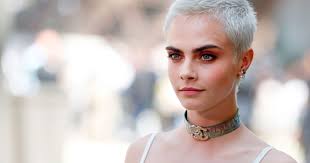 Natalie portman, урождённая натали́ хе́ршлаг, англ. Buzz Cut Wer Kann Den Kurzhaarschnitt Tragen