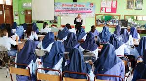 1.teknik jaringan komputer & telekomunikasi 2.usaha layanan pariwisata 3.perhotelan 4.kuliner 5.spa & tata kecantikan Logo Smkn 2 Ponorogo Sac Man 2 Ponorogo 2020 Smpn 5 Ponorogo Rilis Pertama Kali Untuk Smkn 2 Ponorogo Theaccusation