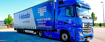 Wir transportieren gabelstapler, landmaschinen, baumaschinen und arbeitsbühnen innerhalb von. Night Star Express