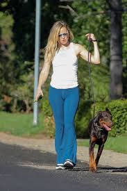 She came to prominence in 2001 after bringing in several awards and nominations for her role in almost famous, and has since. Kate Hudson Out With Her Dog In Pacific Palisades 01 14 2021 Hawtcelebs