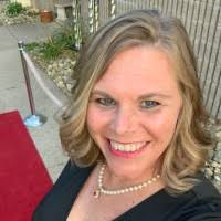 Keri Griffith's Instagram, Twitter & Facebook