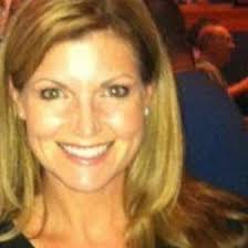 Julie Putnam's Instagram, Twitter & Facebook