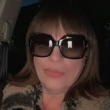 🚨 ILHAN OMAR: “I am a Somali girl taken from my country. I miss my  country, and I dream of living in Somalia again.”