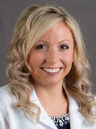 Kari Beth's Instagram, Twitter & Facebook