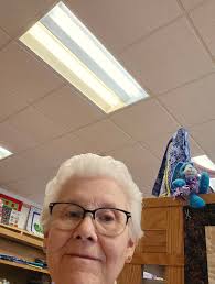 New Sasquatch store with bigfoot statues