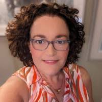 Nora Spriggs's Instagram, Twitter & Facebook