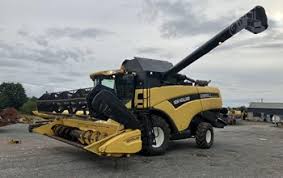 New Holland CX840 Combine