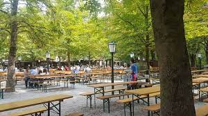 Schon zu dieser zeit entstand auch schon gastronomie am chinesischen turm. Aumeister Im Englischen Garten Restaurant Und Biergarten Munchen Menu Preise Restaurant Bewertungen Tripadvisor