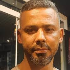 Isaac Lopes's Instagram, Twitter & Facebook