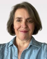 Sarah Buck's Instagram, Twitter & Facebook