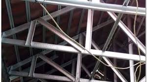 Pemasangan rangka atap baja ringan dan kanopi. Baja Ringan Genteng Beton Jual Kanopi Tralis