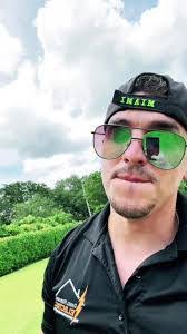 Dane Fernandez's Instagram, Twitter & Facebook