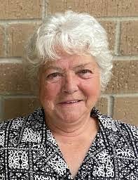 Darlene Kunkle's Instagram, Twitter & Facebook