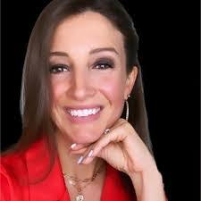 Gina Grote's Instagram, Twitter & Facebook