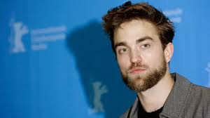 6 Artis Hollywood yang Tampan tapi Bau Badan