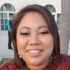 Karen Moncada (@Karen0812)