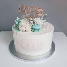 Joanna Grochowicz Na Instagramie Dalej Komunijne Tortkomunijny Tort Communion Communioncake Flow First Communion Cakes Book Cakes Christening Cake Boy