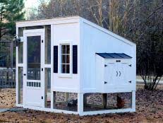 Birds in the wild tend to build their nests to shelter their eggs. Making Chicken Nesting Boxes Hgtv