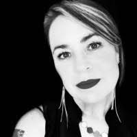 Sarah Gendron's Instagram, Twitter & Facebook