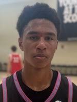 T.J. Otzelberger wants 2027 recruit Donovan Davis to experience beating  Kansas in Hilton Coliseum