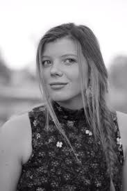 Elly Harris (@ellainajharris)